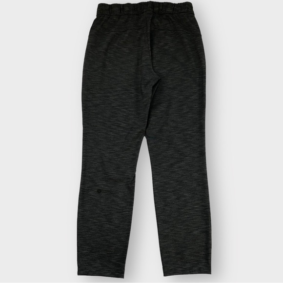 Lululemon, On The Fly Pant, Heathered Black, Size 4 - Picture 5 of 12